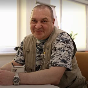 Герой видеоотзыва о протезировании